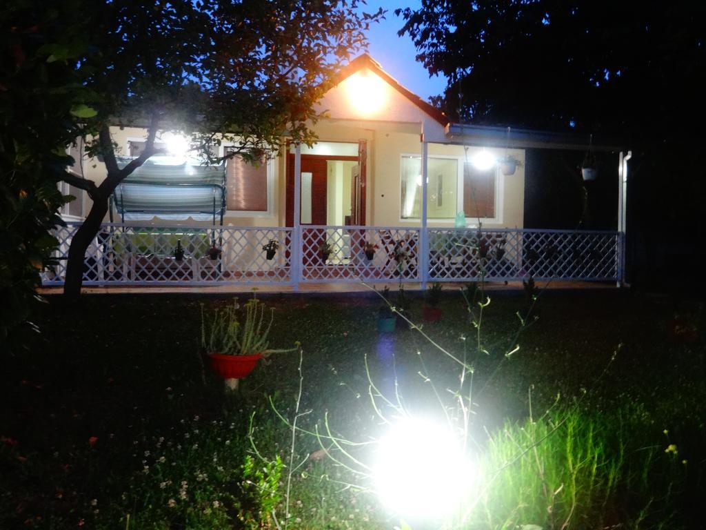 Karali Apartments Lagadin Buitenkant foto